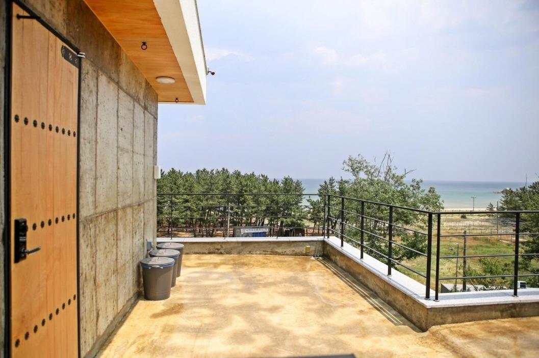 Yangyang Oceanview Pension Gwanggyeongwon Εξωτερικό φωτογραφία